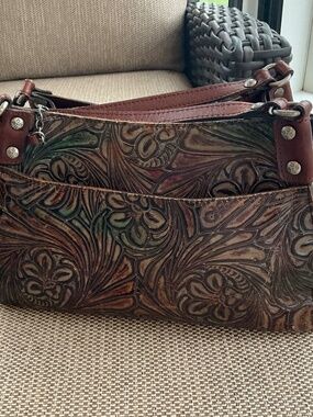 Patricia Nash large leather bag,multi color.